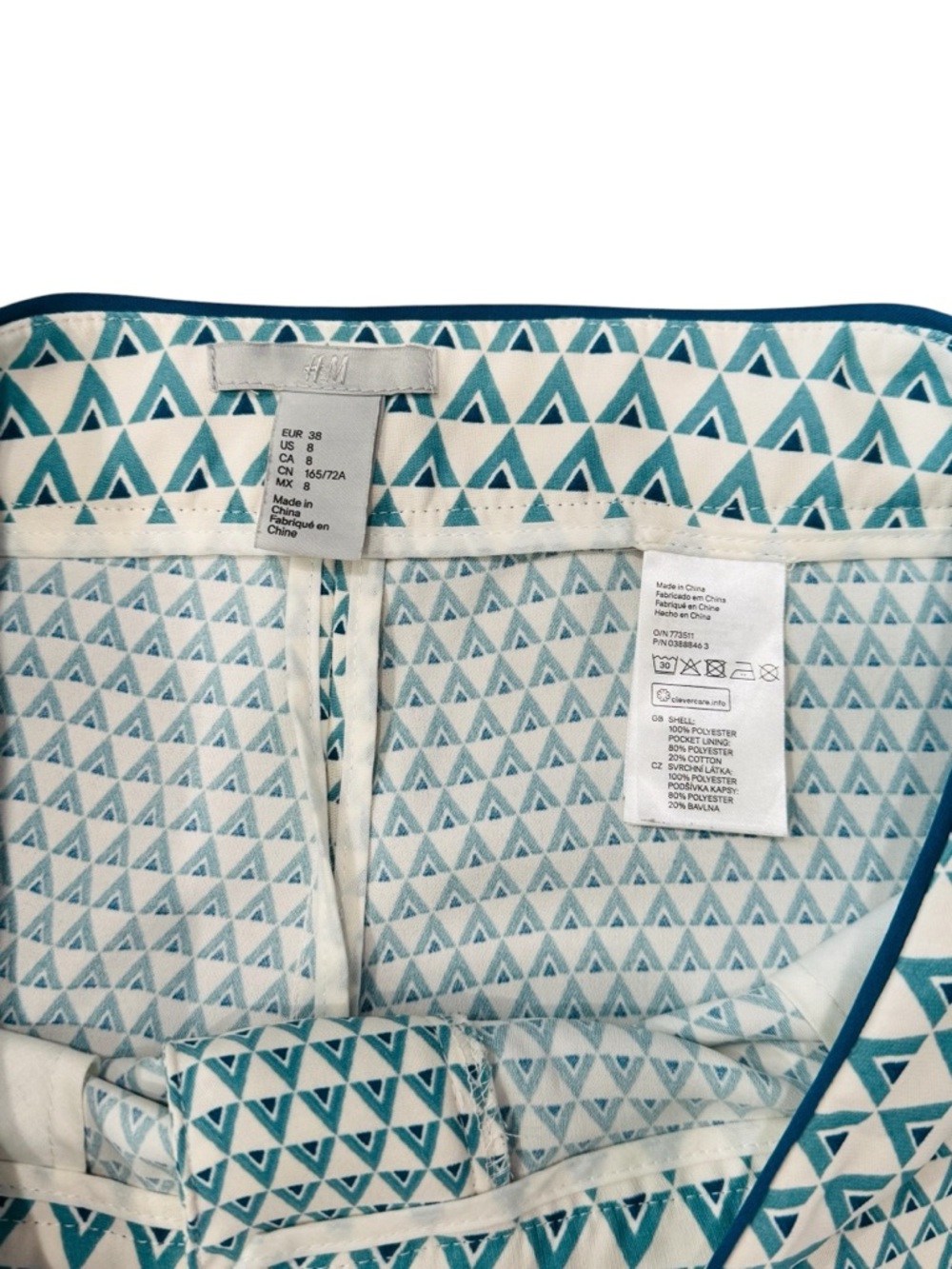 H&M Teal Geometric Print Tailored Shorts High Waist Flat Front Size 8 EU 38 - Picture 5 of 10
